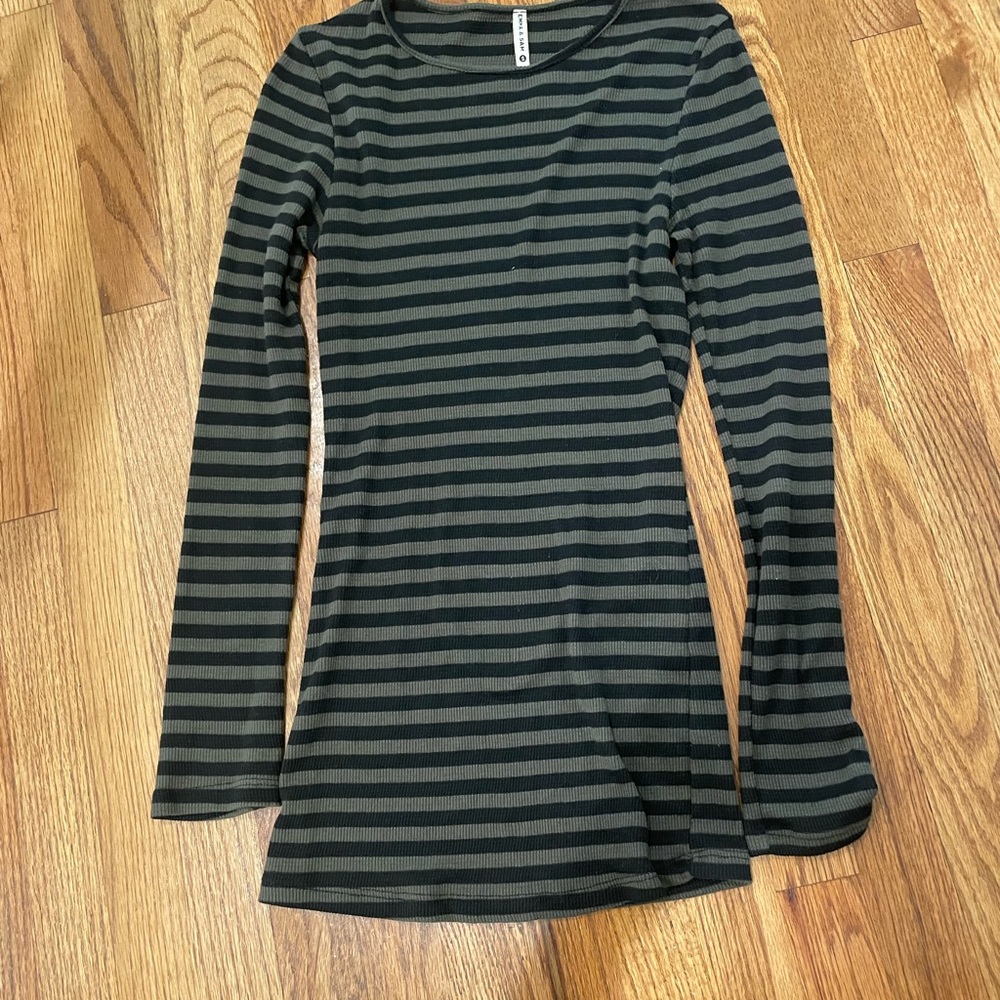 Long sleeve thermal tee